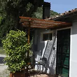 Pub House 度假居 卢卡